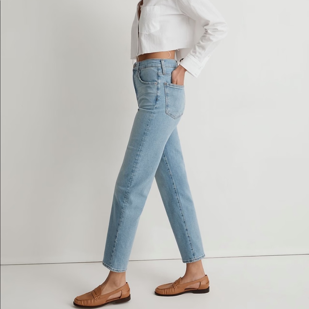 Perfect Vintage Straight Jean in Cliffview Wash